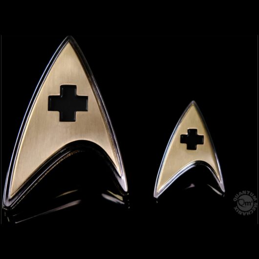 Quantum Mechanix Star Trek: Discovery - Enterprise Medical Badge and Pin Set